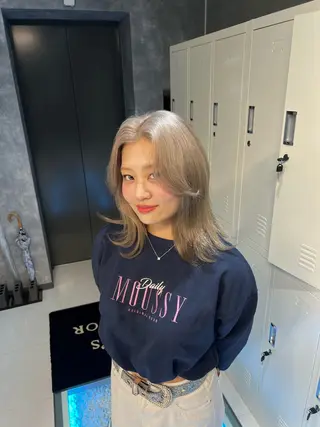 ミディアム カラー ヘアアレンジ 👑垢抜け韓国ヘア ハッシュカット唯澄のヘアスタイル