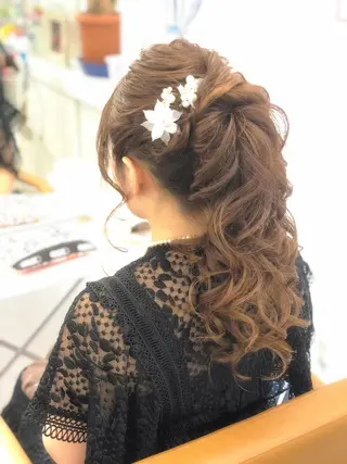 ロング laera 佐藤のヘアスタイル