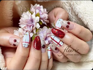 ネイル フルリール 【プライベートサロンのネイルデザイン