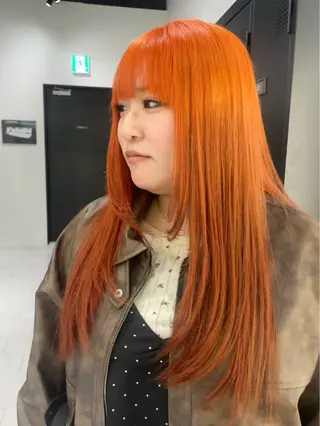 ロング TOMIKUDA RIOのヘアスタイル