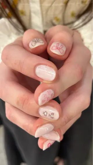 ネイル ꪆৎ平行アーチ ྀི ワカナの眉毛・アイブロウイメージ