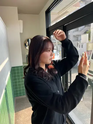 セミロング カラー 本木下朋花/髪質 改善×ダブルカラーのヘアスタイル