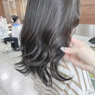 ミディアム 🫧艶髪カラー🫧 森本くるみのヘアスタイル