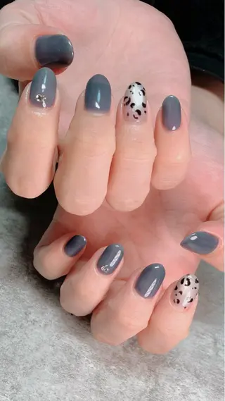 ネイル haleyume所属・shino🌟 痛ネイルのネイルデザイン