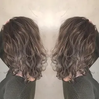 ロング カラー she2.shinjuku所属・takumi Hのヘアスタイル