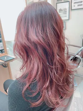 セミロング KAJI MANAMIのヘアスタイル