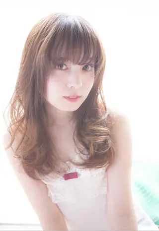 セミロング カラー パーマ 河合 真理子のヘアスタイル