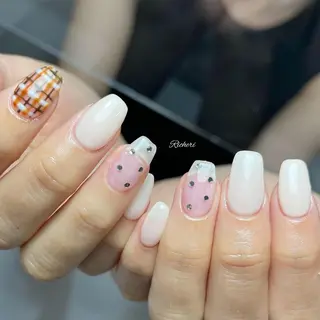 ミディアム ネイル richeri beautyのネイルデザイン