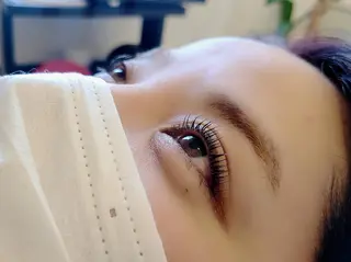 マツエク・マツパ 関口 友菜のヘアスタイル