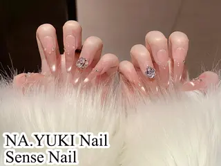 ネイル Queenie 🦋のネイルデザイン