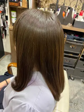 セミロング 高橋 葵のヘアスタイル