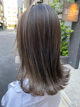 ミディアム カラー LA KING GINZA TOKYO所属・🧡ショートの達人 🧡SHOのヘアスタイル