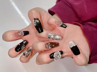 ネイル Nail Salon L'arc所属・💊大阪/心斎橋 moni🧠のネイルデザイン