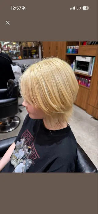 ミディアム カラー Hinako🦋 ブリーチカラーのヘアスタイル