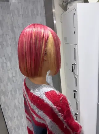 ショート 🐶カラー特化🌈 池袋/ハイトーン/陸のヘアスタイル