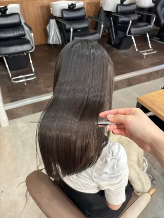 髪質改善／縮毛矯正 関根青葉のヘアスタイル