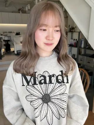 ロング カラー 林 千聖のヘアスタイル