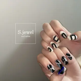 ネイル S♡JEWEL所属・S. JEWELのネイルデザイン