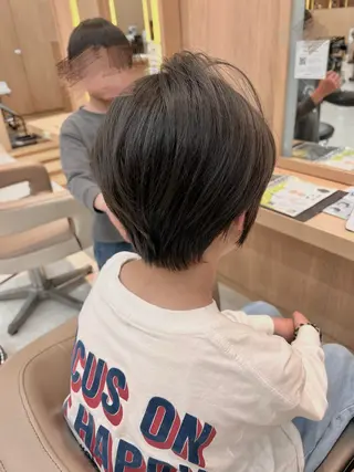 ショート UNIX所属・UNIX モモハのヘアスタイル