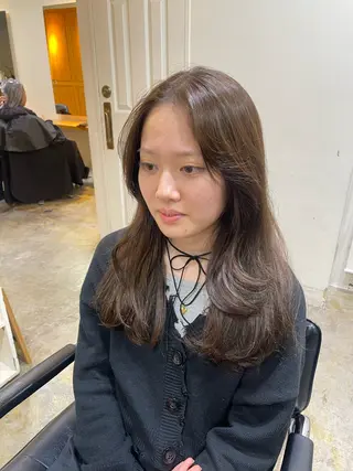 ロング カラー RIN／韓国ヘア レイヤーカットのヘアスタイル