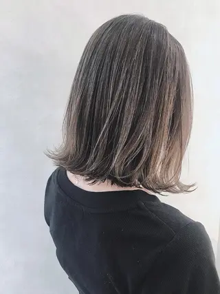 ショート カラー MOU namba ムウナンバのヘアスタイル