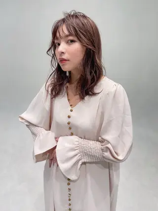 ミディアム カラー AiM 大名　似合わせカットのヘアスタイル