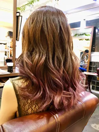 セミロング フェアリーテイル所属・吉田 典弘のヘアスタイル