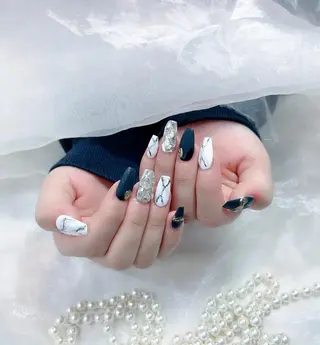 ネイル VIVIAN リサのネイルデザイン