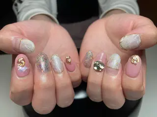 ミディアム ネイル M. KOTOMIのネイルデザイン