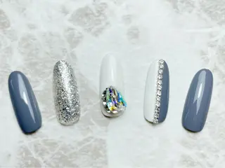 ネイル マジックミラー所属・マジック ミラーのネイルデザイン