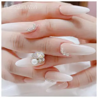 ネイル ＶＩＶＩ nailsalonのネイルデザイン