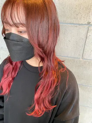 ロング 艶髪・透明感カラー・ 韓国ヘア・Yuriのヘアスタイル