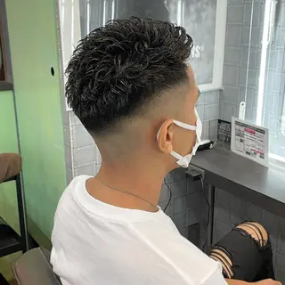 パーマ メンズ Le'a所属・渋谷/フェード/ 國分 翔のヘアスタイル