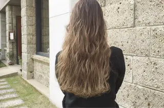 ロング カラー 🌈髪質改善カラーの 🌈坂本侑樹のヘアスタイル
