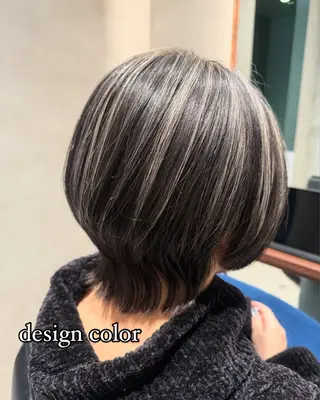 ショート カラー 幡野 葵のヘアスタイル
