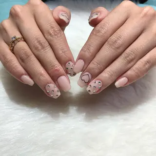 ネイル Nes.Nail所属・Miyagi Asamiのネイルデザイン