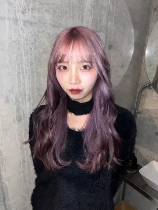 ロング カラー ヘアアレンジ 原宿・デザインカラー YUI🤍ྀིのヘアスタイル