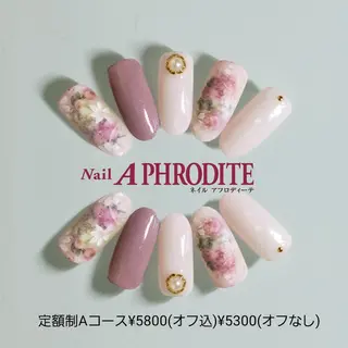 ネイル Nail  Aphroditeのネイルデザイン