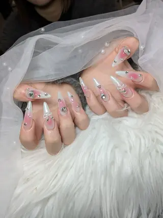ネイル Queen Nail 柏店　クイーンネイルのネイルデザイン