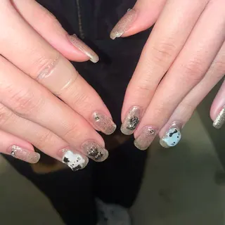 ネイル 𝕐𝕌𝕄𝔼 ┊︎unwindのネイルデザイン