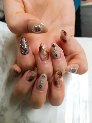 ネイル 河野ちえ (雑誌掲載サロン)のネイルデザイン