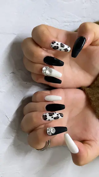 ネイル PEEKABOO京橋 EYE&NAILのマツエク・マツパデザイン