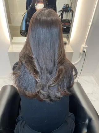 ロング カラー &chaLme   心斎橋所属・emi/髪質改善/ 韓国風/艶カラーのヘアスタイル
