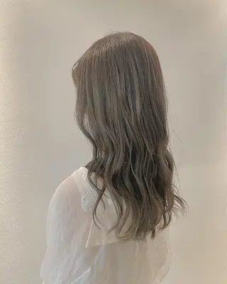ロング カラー 安永 涼のヘアスタイル