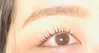 アイブロウ M y lash 緑井店　宮本のマツエク・マツパデザイン