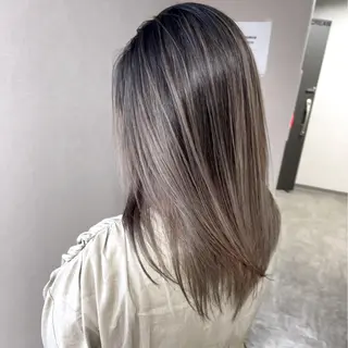 セミロング 松井那津子 /ハイライトブリーチのヘアスタイル