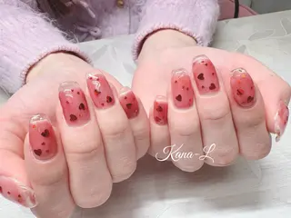 ネイル 芦辺 香奈のネイルデザイン