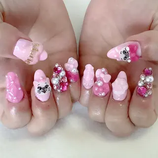 ネイル 💎🐰 saki. m 🐰💎のネイルデザイン