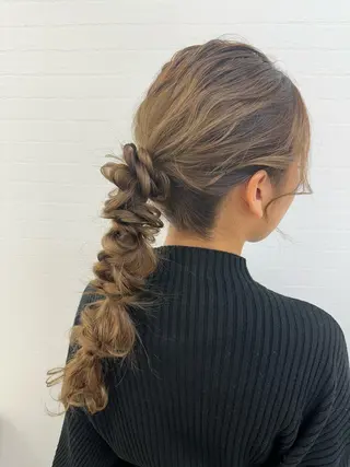 ヘアアレンジ 艶髪/ブリーチなし Wカラー🌺yuiのヘアスタイル