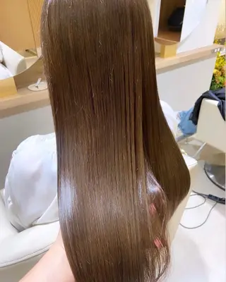 ロング miku. 髪質改善/韓国のヘアスタイル